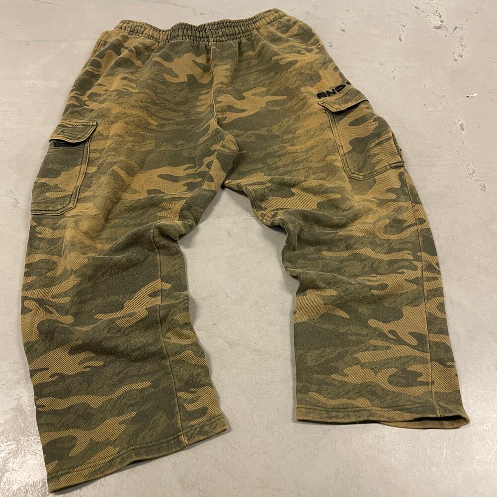 Vintage Y2K AND1 camo cargo sweatpants 32x27